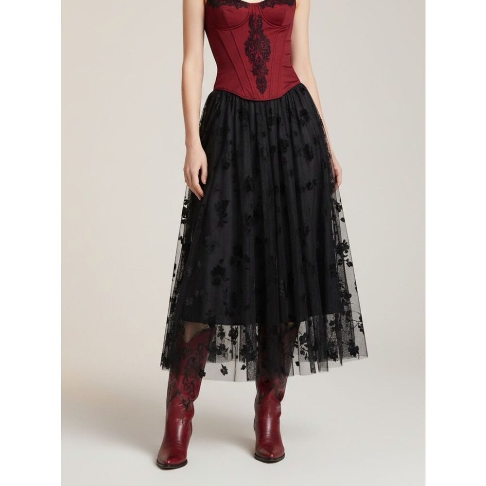 Black Floral Embroidered Midi Skirt - Western Goth Whimsigoth NWT - Picture 2 of 4